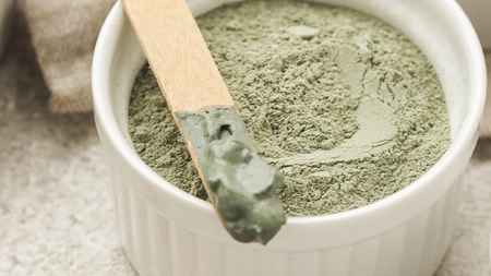 Argila verde și întrebuințările ei. Este un remediu natural pentru sănătate și frumusețe
