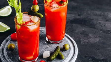 Bloody Mary: un cocktail condimentat care îmbină savoarea cu tradiția