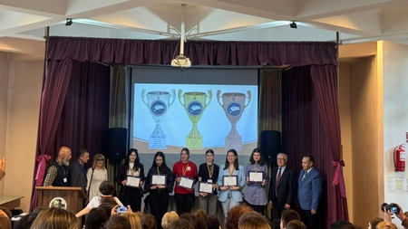 O elevă a Colegiului „Vasile Lupu” din Iași, premiată la Concursul Național de Matematică „Pedagogia Matematicii”