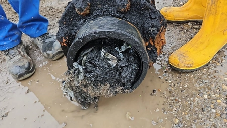 ApaVital a acționat în forță pentru curățarea rețelei de canalizare în timpul furtunilor