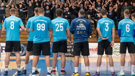 Handbaliștii de la CS Politehnica Iași au făcut spectacol la ultimul meci de acasă din acest sezon