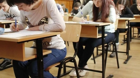 Cel mai mic număr de candidați, din ultimii 20 de ani, la examenul de Bacalaureat 2025. În Iași, sute de elevi nu s-au înscris la examen