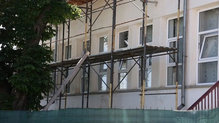 Lucrările de reabilitare termică și eficientizare energetică la două unități de învățământ din Iași se apropie de final