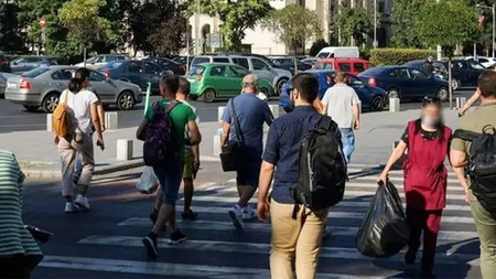 Un obsedat de 62 de ani nu s-a mai putut abține și a sărit pe o minoră, pe străzile din Iași. Pentru că a refuzat să-l însoțească, a pipăit-o în public