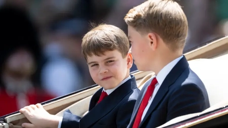 Prințul Louis a făcut show pe balconul Palatului Buckingham! Nu o să-ți vină să crezi ce a făcut