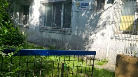 NU E BANC! Medicul de familie din Dâmbovița care îți dă și rețetă, și vin! Marius Atanasiu vinde tulburel direct din cabinetul medical