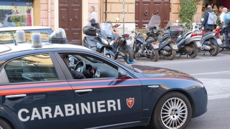 Groază la Roma! Mamă româncă și fetița ei de un an, găsite moarte în condiții suspecte într-un parc