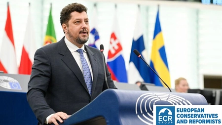 Europarlamentarul Claudiu Târziu, președinte Partidul Acțiunea Conservatoare: 