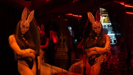 Ce ascunde un club de noapte din Ucraina? Refugiul subteran care sfidează legile războiului