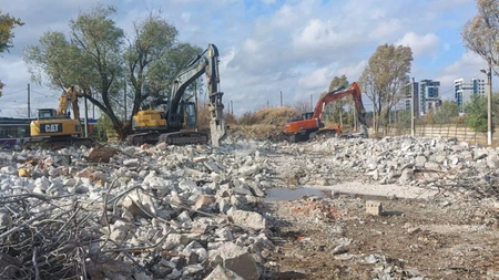 Contractul pentru construirea depoului Dacia încă nu a fost semnat! Primăria Iași a lansat licitația de peste un an