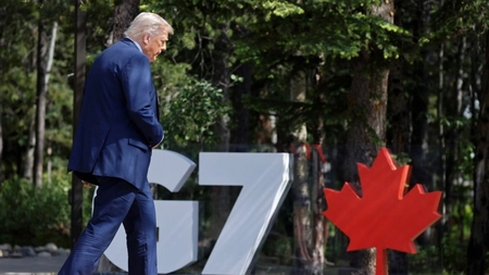 Donald Trump a dat cu flit liderilor G7. De ce a plecat și cum l-a umilit pe Macron