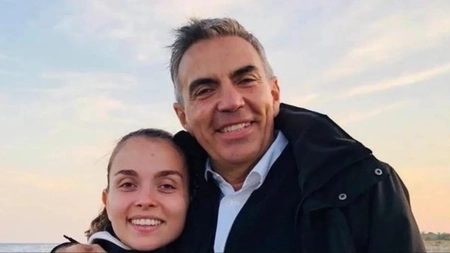 Cu ce se ocupă Anca, fiica lui Dragoș Anastasiu. Când a divorțat vicepremierul de mama fetei