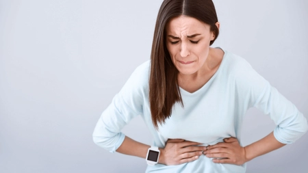 Ce simptome ai la nervii de la stomac? Iată cum recunoști tulburările digestive cauzate de stres