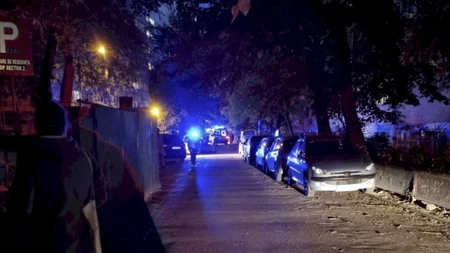 Decizie radicală în cazul fostei jurnaliste care a sărit cu fiica de la etaj! Urmează arest preventiv!