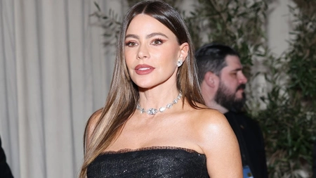 Sofia Vergara a apărut complet goală. Actrița de 52 de ani uimește într-o ședință foto fierbinte în cadă cu spumă