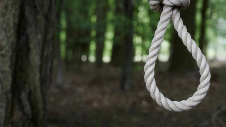 Tânără din Pașcani, în stare gravă după ce a vrut să se omoare din cauza unui conflict cu soțul
