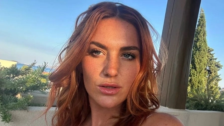 Cum a alunecat de la lux la sărăcie? Un model OnlyFans a ajuns să aibă datorii imense