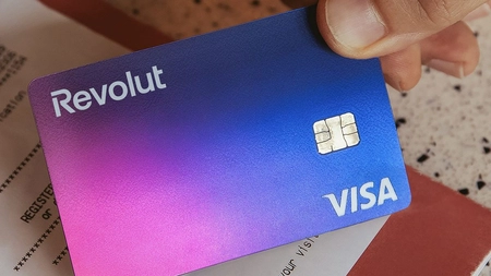 Avertisment pentru clienții Revolut! Riscă să le fie închise conturile!
