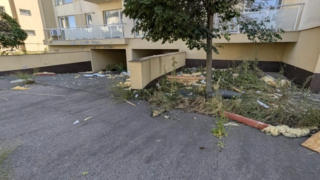 Furtuna a smuls acoperișul și a spulberat o viață! Cum a fost ucisă o femeie în timp ce stătea în sufragerie