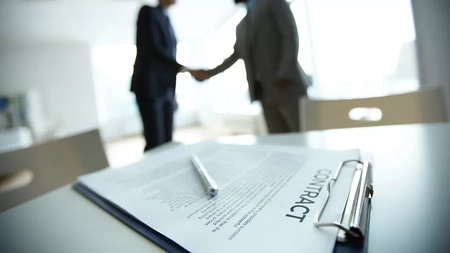 Funcții grase pe bani publici? Iată cum se măsluiesc concursurile pentru șefii de stat