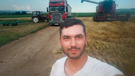 Un inginer ieșean a schimbat tastatura pe tractor: „Agricultura e chemarea mea”