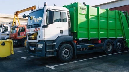 Salubris va avea mașini de gunoi noi! Vehiculele vor costa 1,5 milioane de euro