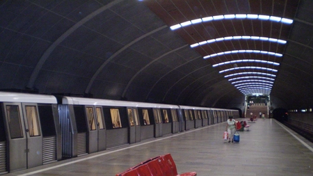 Șefii de la Metrorex luau sporuri de subteran: ”Cu cât lucrezi mai adânc cu atât încasezi mai mult”