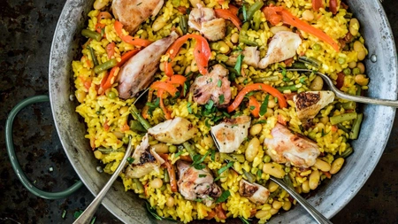 Paella Valenciana, după rețeta originală! O mâncare tradițională din Spania!