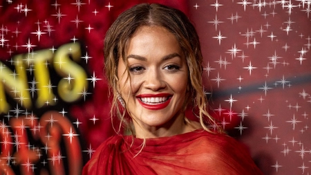 Rita Ora a ales să poarte un costum din piele. Ținuta a lăsat fanii complet uimiți
