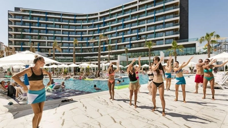 Rușinea supremă în vacanță. Cum își sabotează turiștii sejurul cu propriul comportament