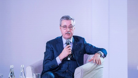 Piața auto din România înregistrează o creștere de 26,2% în iulie 2025, dar tendința generală rămâne în scădere