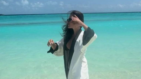 Mara Banică a făcut senzație în costum de baie! Imagini senzaționale cu prezentatoarea TV în Maldive - GALERIE FOTO