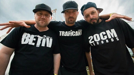 Paraziții își anulează toate show-urile live! Ce se întâmplă cu UNTOLD