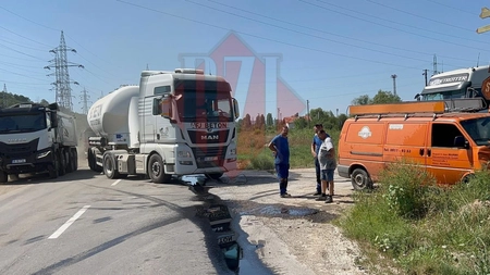 Un nou accident rutier la Iași! Un TIR și un Transporter au intrat în coliziune pe Drumul Hoților - UPDATE