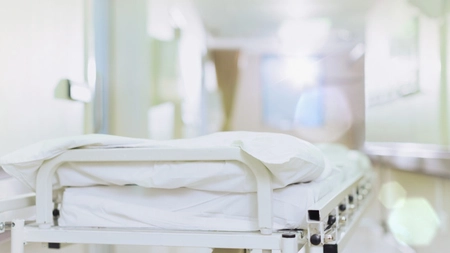 Ce riscă medicii care părăsesc spitalul înainte de încheierea programului pentru a lucra în privat. Ministrul Alexandru Rogobete a făcut anunțul