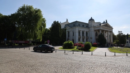 Start oficial pentru reconfigurarea centrului Iașului. Primăria a semnat autorizația pentru modernizarea esplanadei Teatrului Național