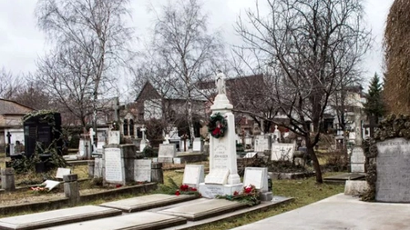 Descoperire macabră într-un cimitir! Un bărbat în vârstă de 32 de ani a fost găsit fără suflare!
