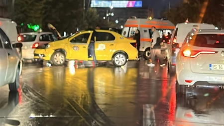 Accident rutier pe Sf. Lazăr. Două autoturisme s-au izbit - UPDATE