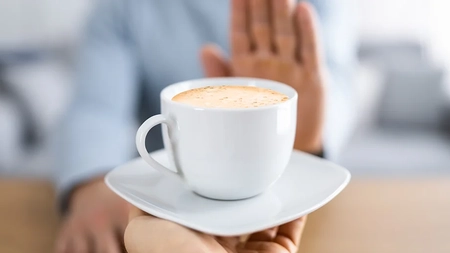 Este bine să bei cafea înainte de analize? Iată ce trebuie să știi pentru a obține rezultate corecte