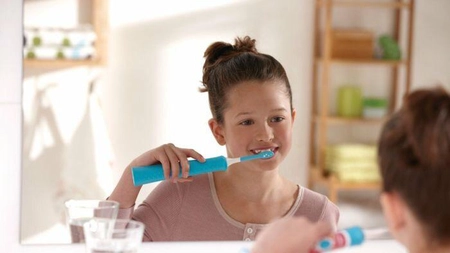 Veste inedită pentru elevi! Brașovul oferă produse de igienă și suplimente gratuit, chiar la școală