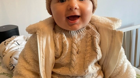 Un bebeluș de șapte luni a murit după o simplă tuse! Mama rupe tăcerea