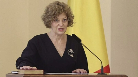 Salariul uriaș încasat de Oana Gheorghiu! „Rezista“ lui Bolojan e cel mai bogat politician din Guvern!