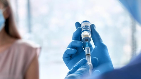 Oficialii din sănătate avertizează! O nouă tulpină mutantă se răspândește. Ce este Subclade K