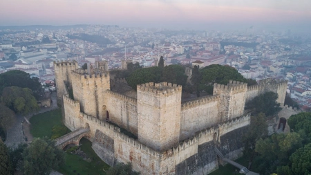 Castelul Sao Jorge, locul unde s-a scris istoria Portugaliei. Istoria și arhitectura castelului