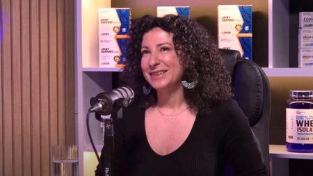Dr. Maria Raluca Radu, medic primar psihiatru la Clinica Equilibrium, oferă soluții pentru echilibrul tău interior! Află cum te poate ajuta să depășești stresul și anxietatea!