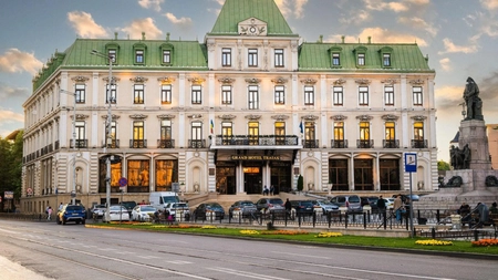 Cum a devenit Grand Hotel Traian destinația preferată a turiștilor!