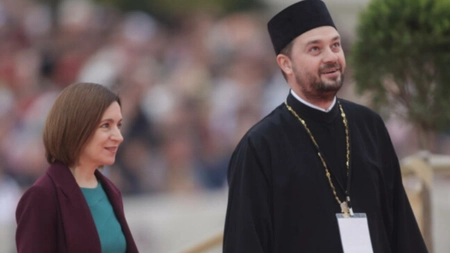 Cum a apărut Maia Sandu la Sfințirea Catedralei Mântuirii Neamului. Detaliul care a atras atenția tuturor