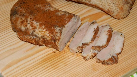 Rețetă ardelenească de șuncă fiartă – Preparat tradițional simplu și delicios, ideal pentru mesele de sărbătoare