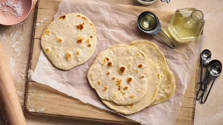 Cum să faci tortilla pentru wrap chiar la tine acasă. O rețetă tradițională mexicană!
