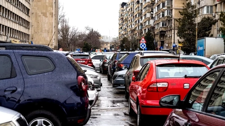 Regulă nouă pentru șoferi: distanța pe care trebuie să o mențină în trafic, potrivit Codului Rutier